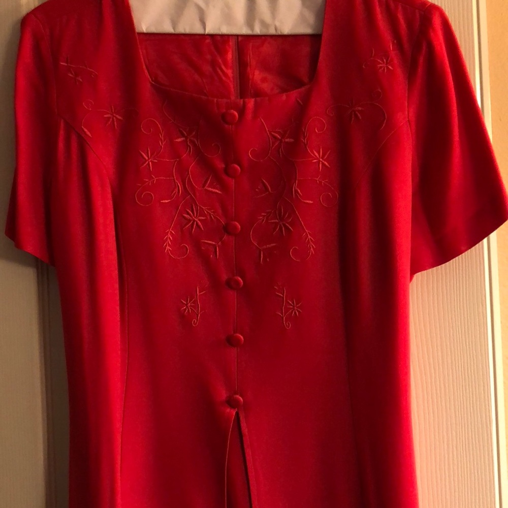 Dress - Picture 4 of 5